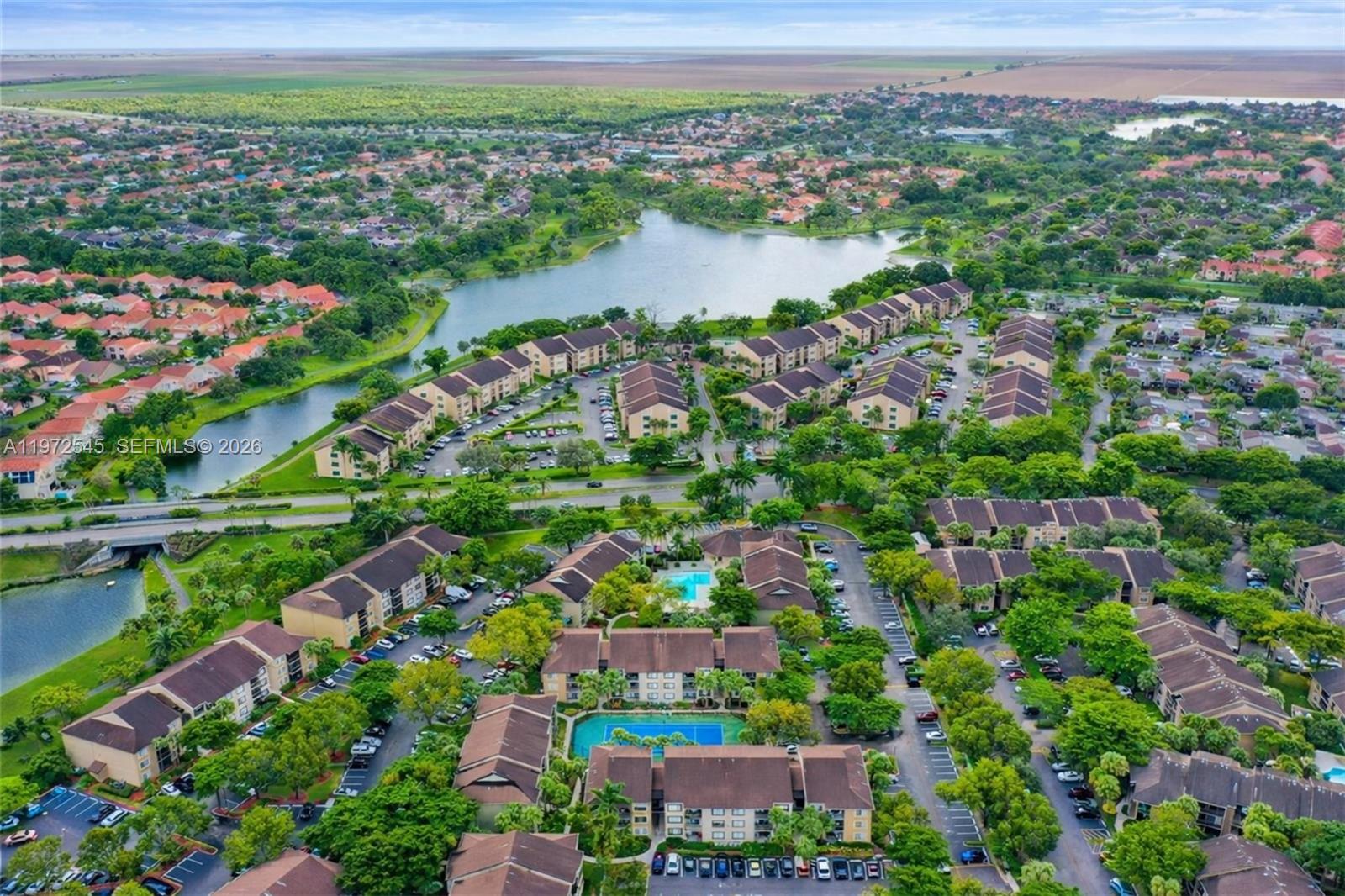 HAMMOCKS TRAILS CONDO - Residential