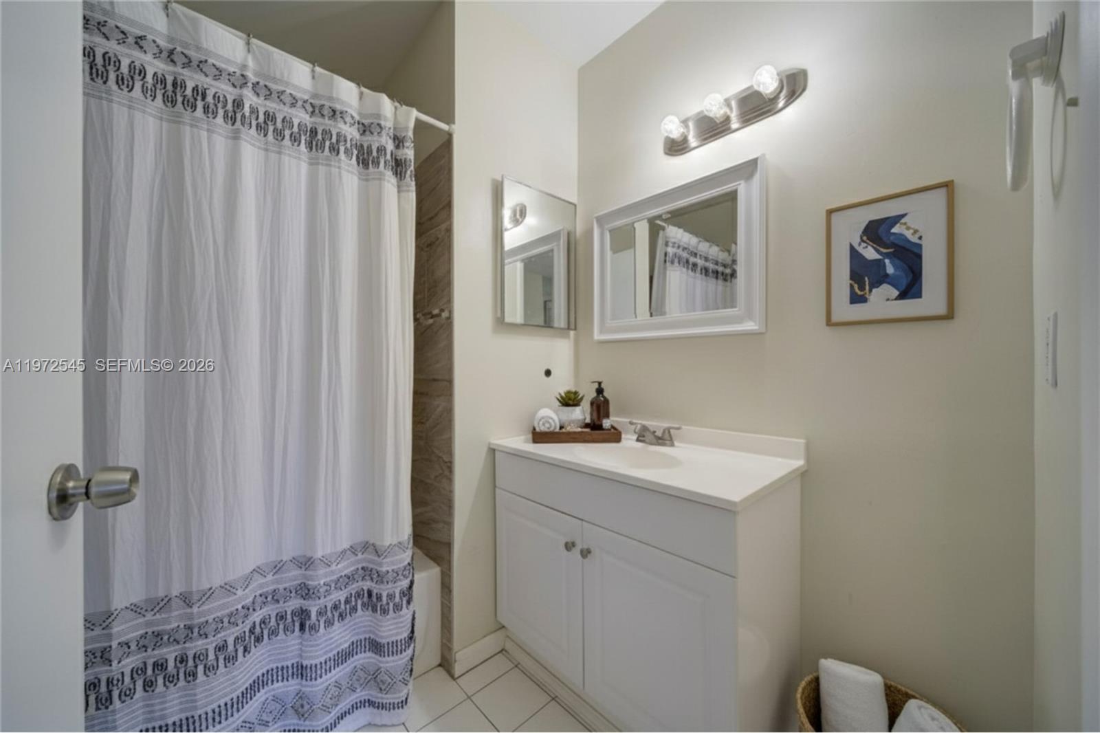 HAMMOCKS TRAILS CONDO - Residential