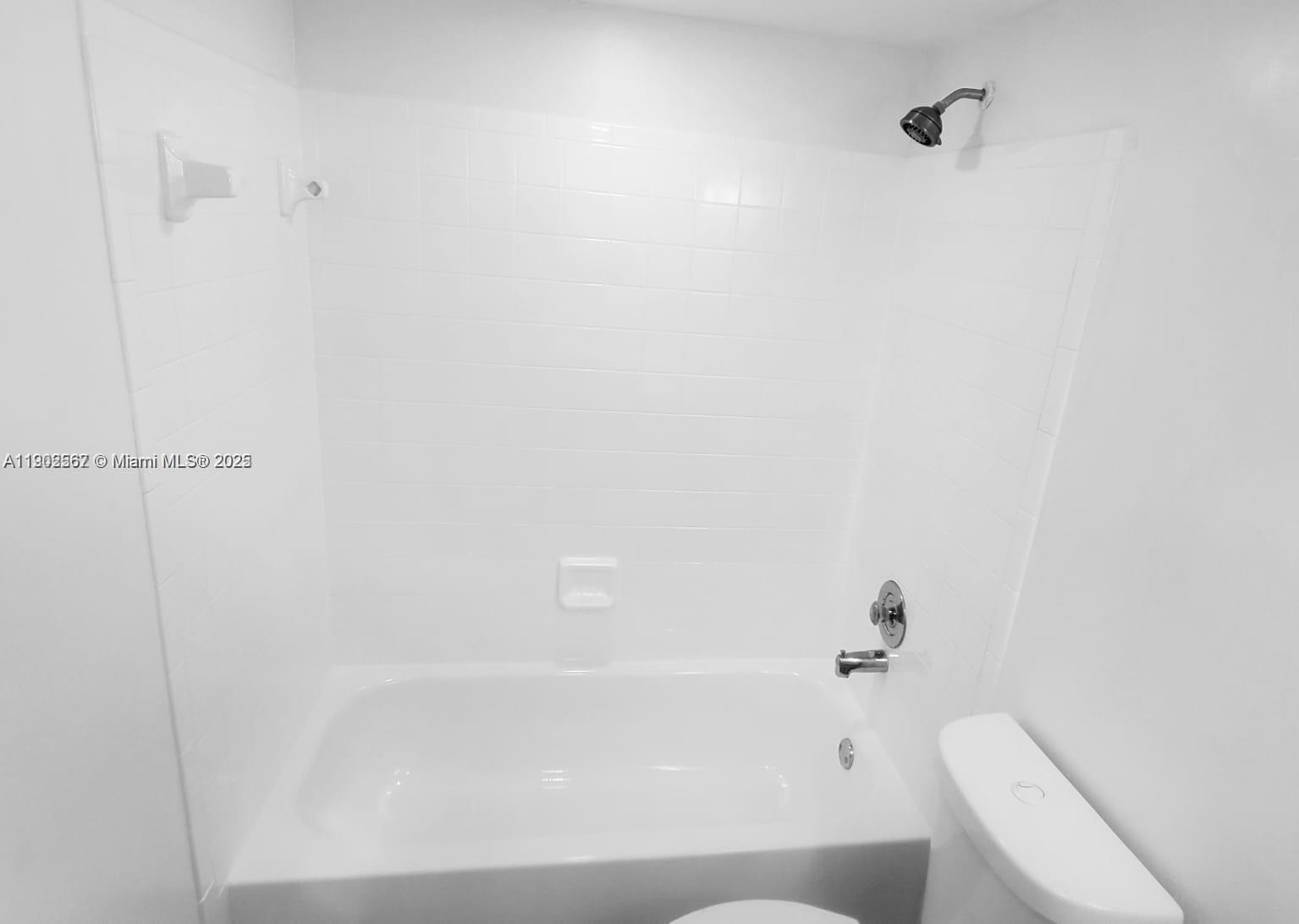 ISLAND CLUB AT CORAL SPRI - Residential