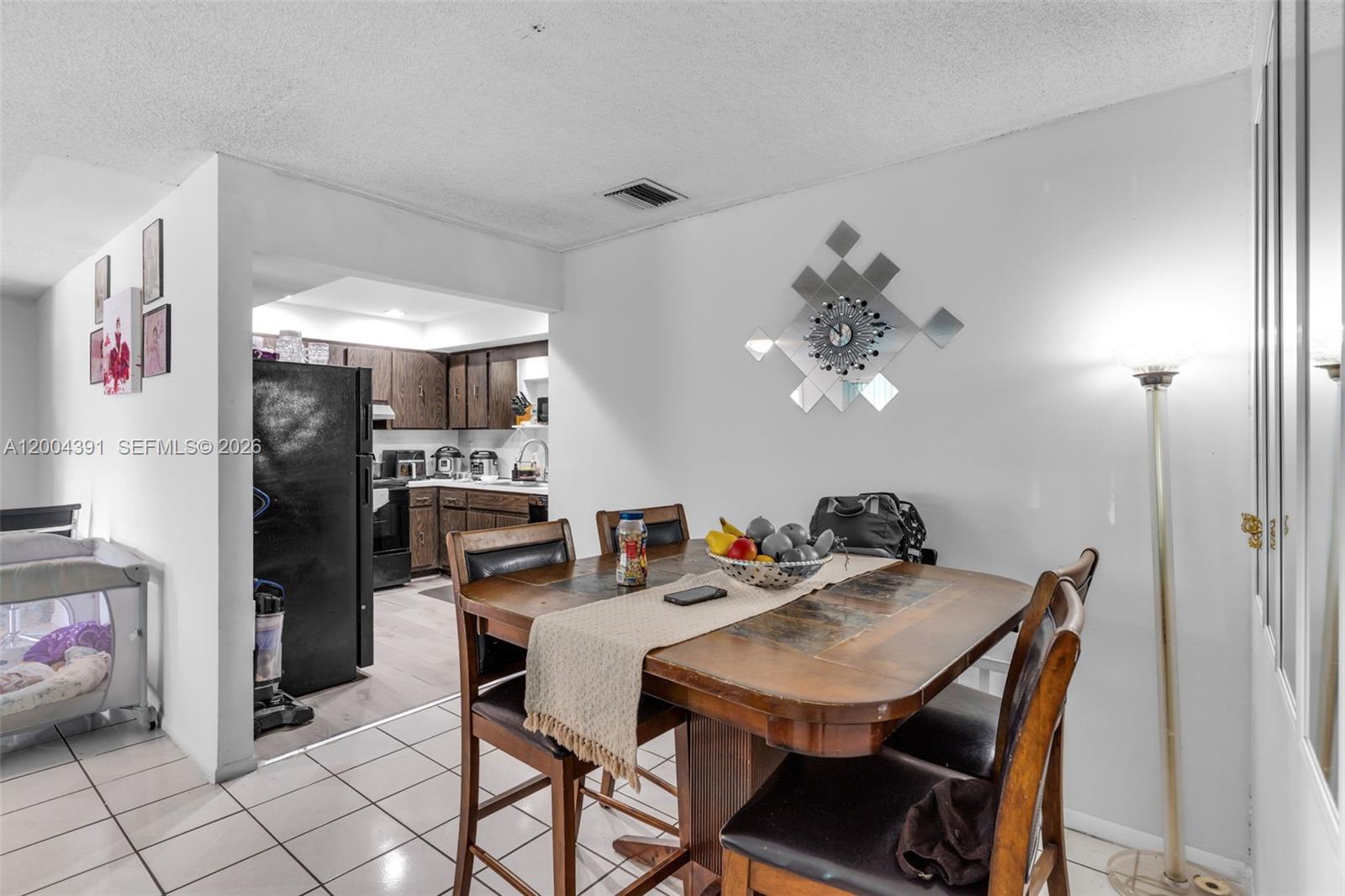 FLAIR SUB NO NINE - Residential