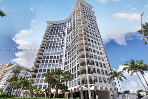 Photo of 5660 W Collins Ave #6D, Miami Beach, FL 33140 (MLS # A12084689)