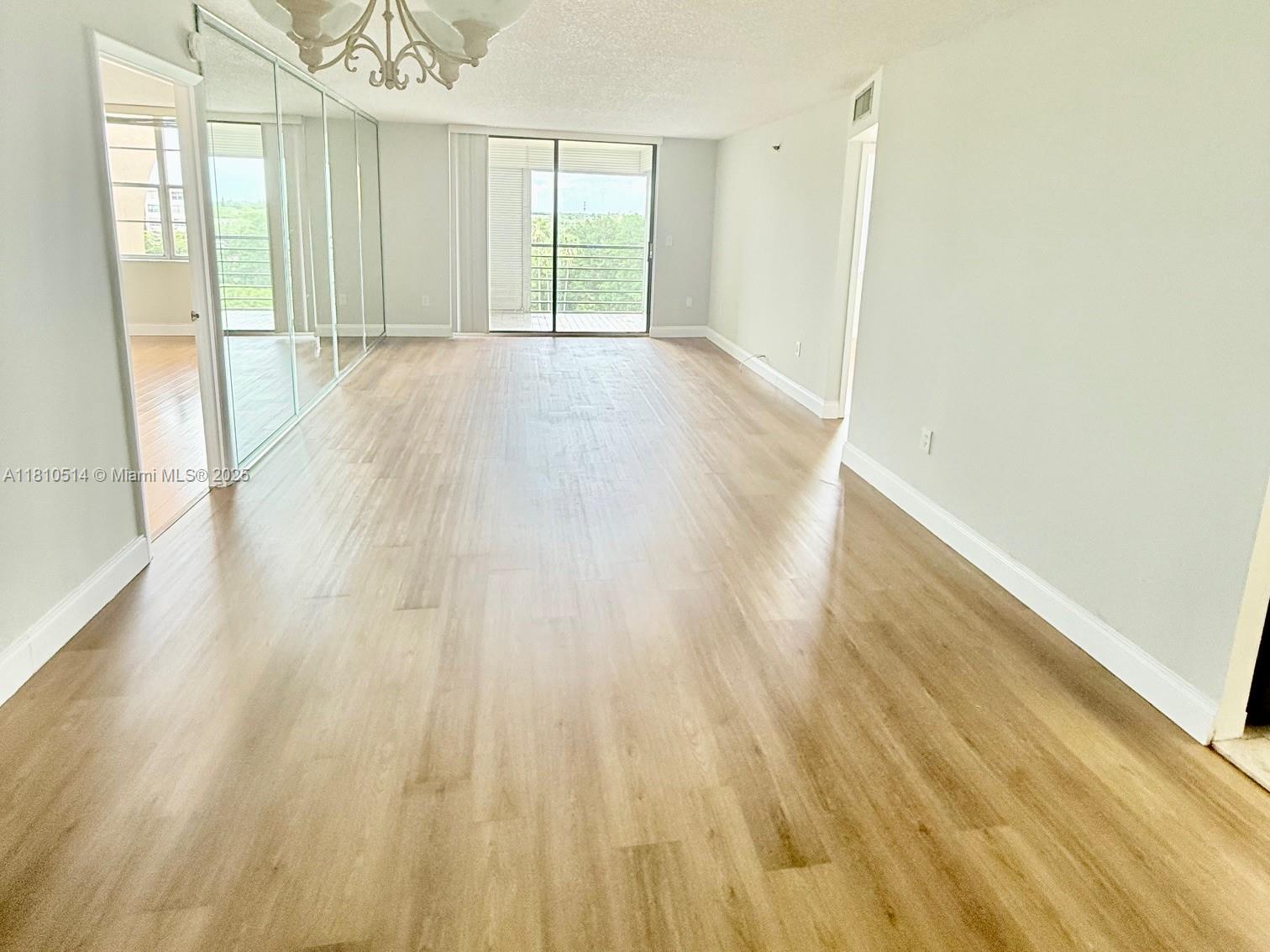 1300 Saint Charles Pl PH2
