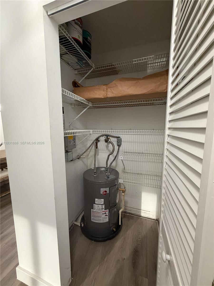 KARANDA VILLAGE II-B COND - Residential