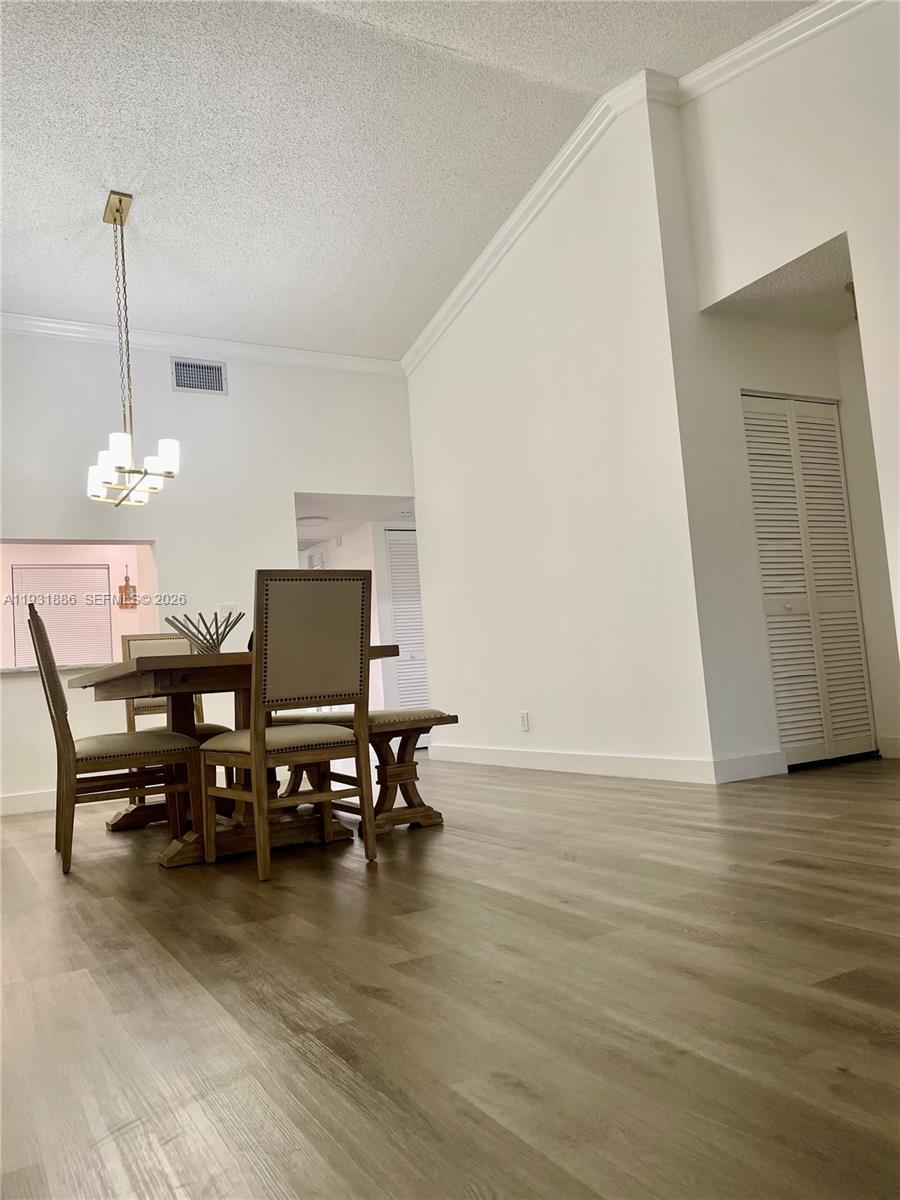 KARANDA VILLAGE II-B COND - Residential