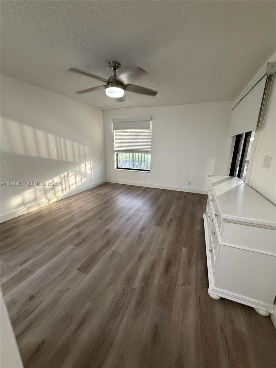 KARANDA VILLAGE II-B COND - Residential