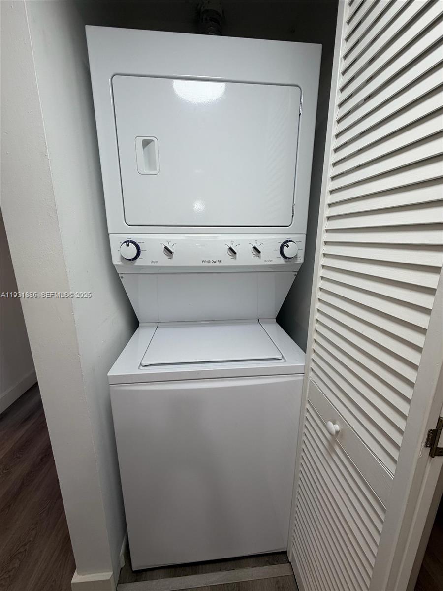 KARANDA VILLAGE II-B COND - Residential