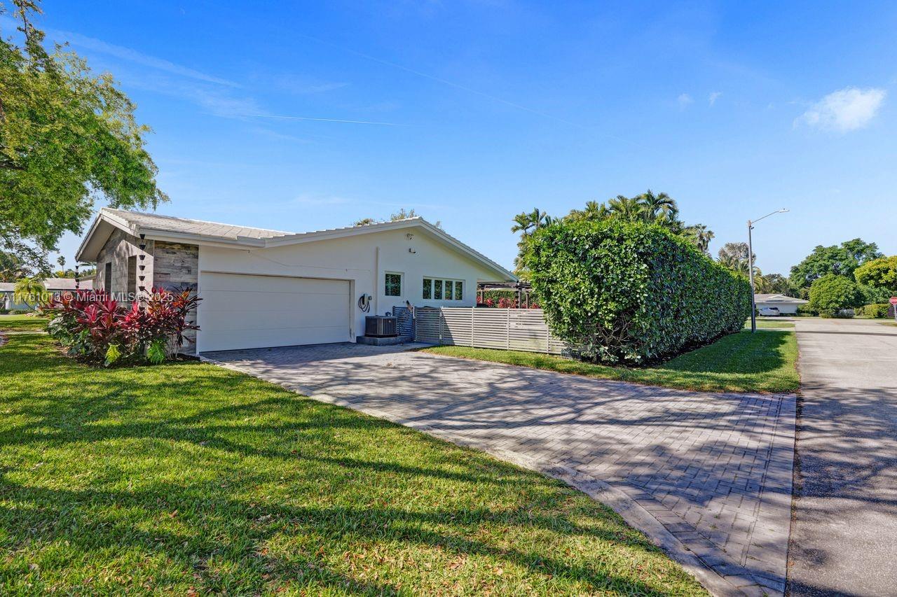 13800 SW 72nd Ct