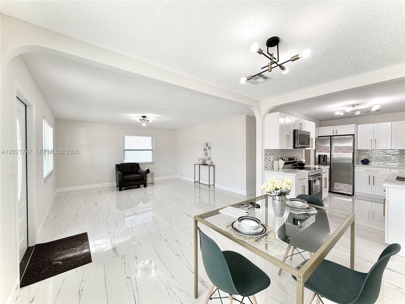 SANDERS PARK - Residential