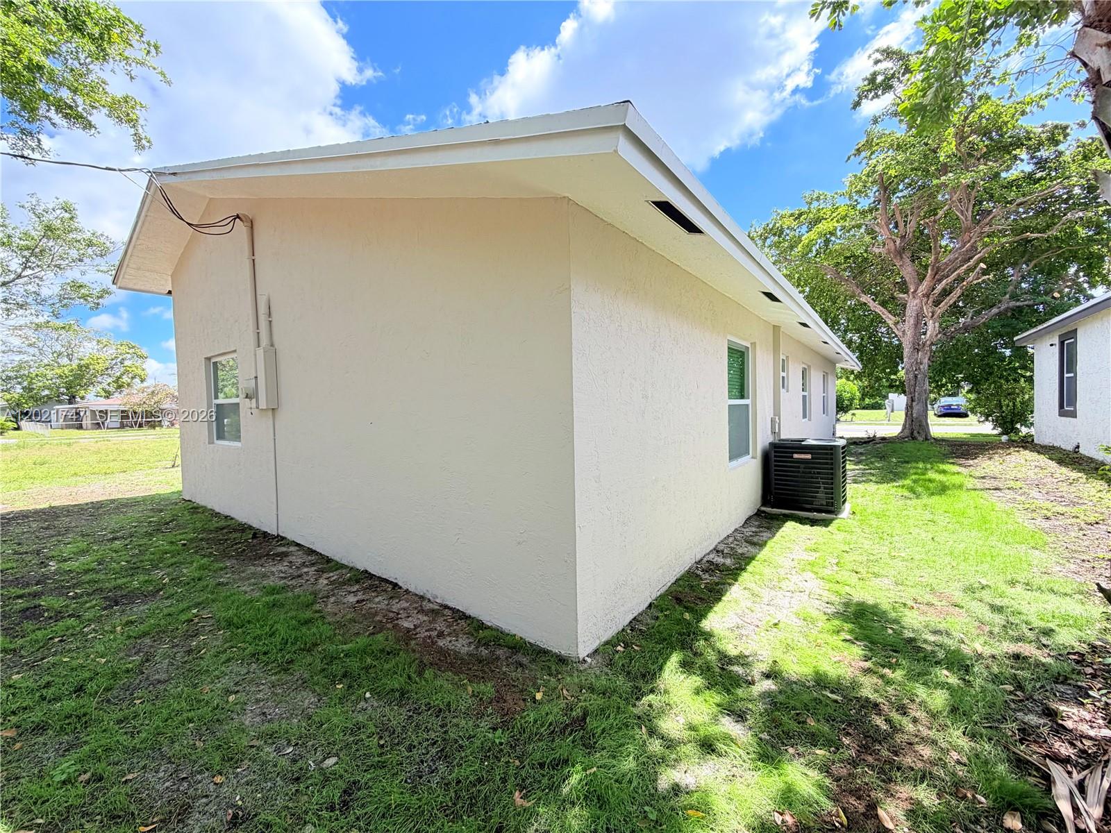 SANDERS PARK - Residential