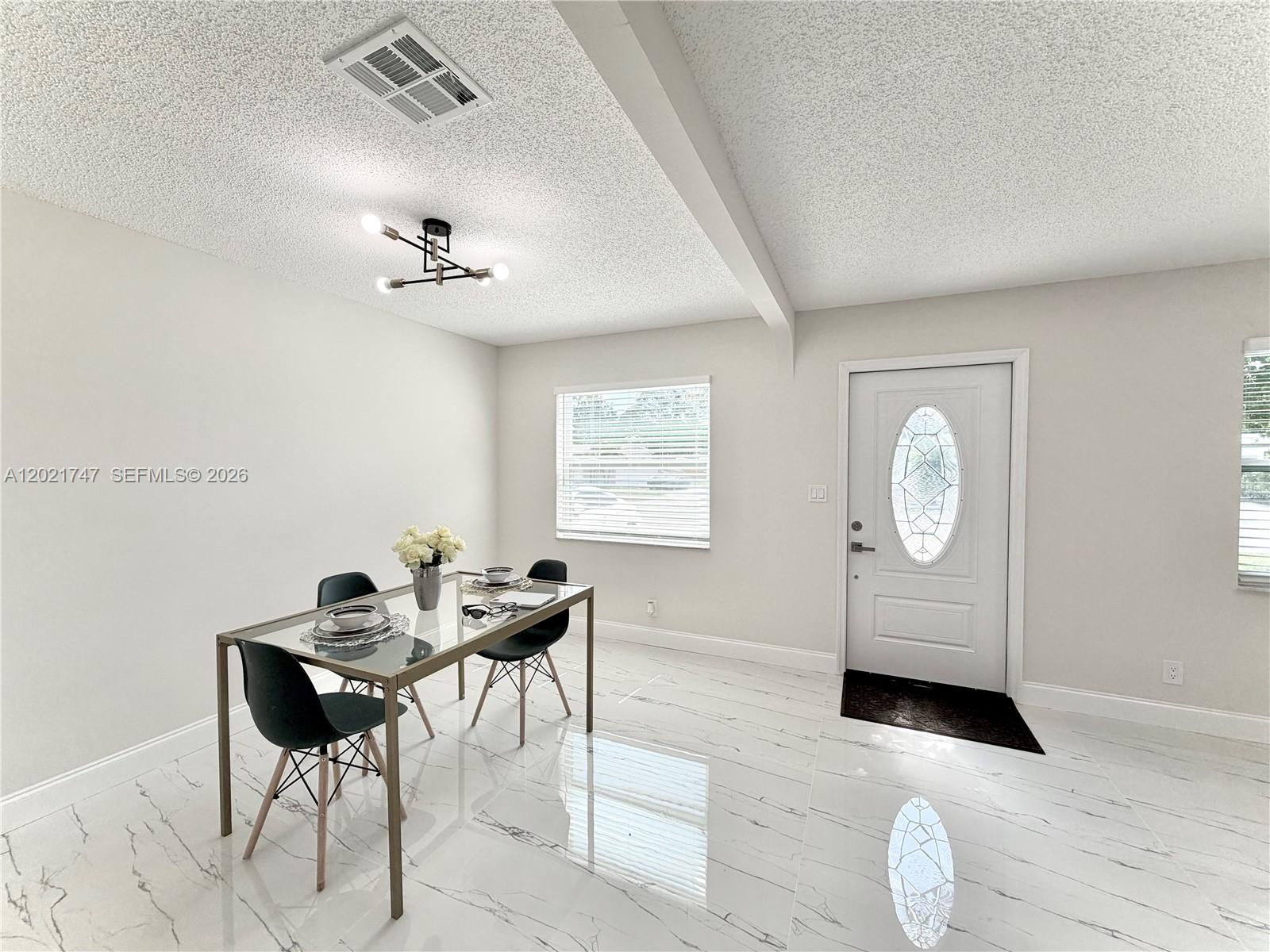 SANDERS PARK - Residential