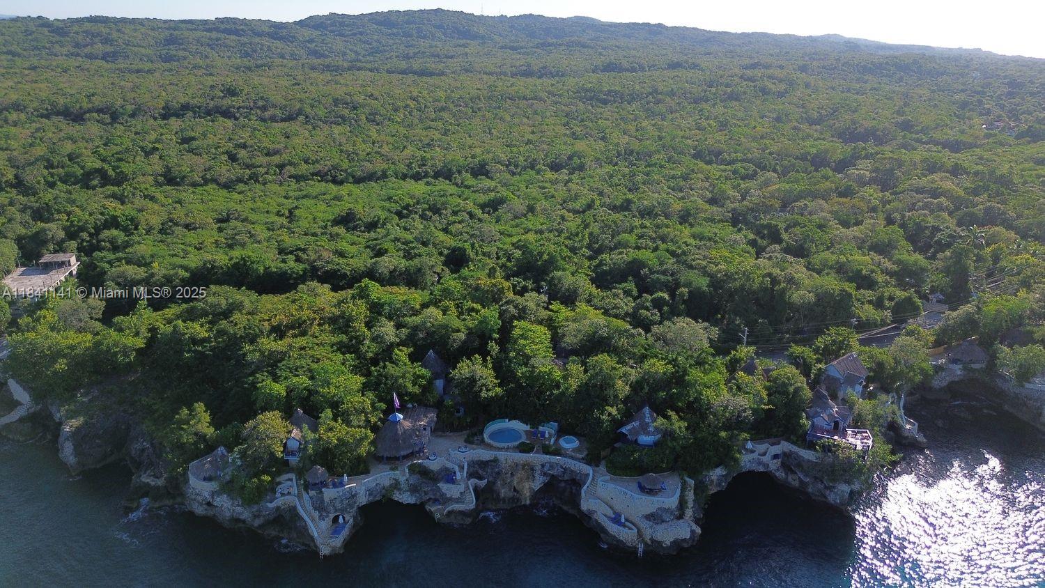 The Caves - Residential