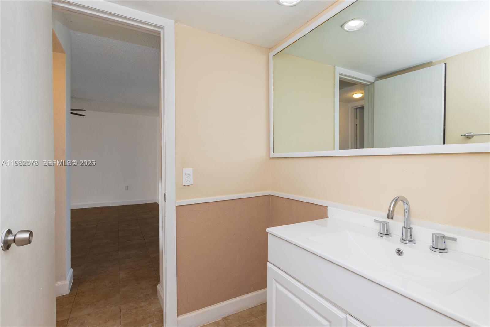 THE TERRACES CONDO PH II - Residential