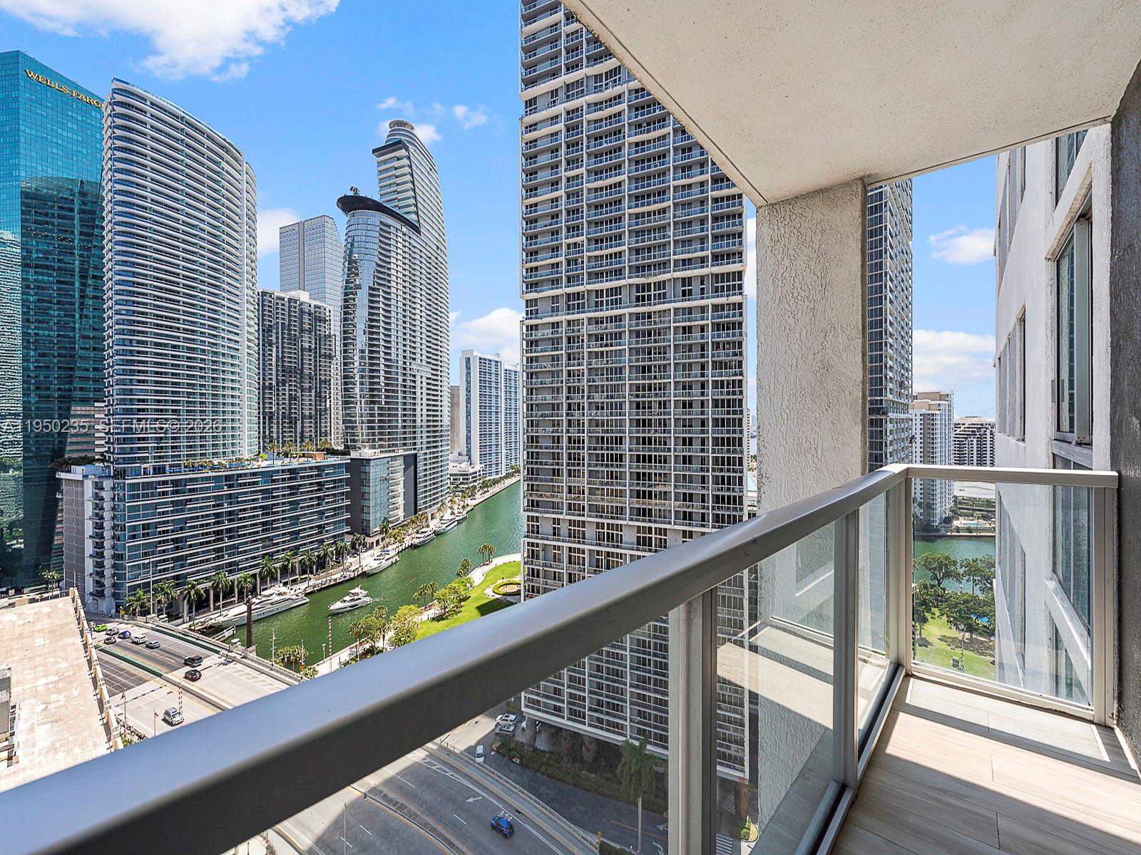 500 BRICKELL EAST CONDO - Residential