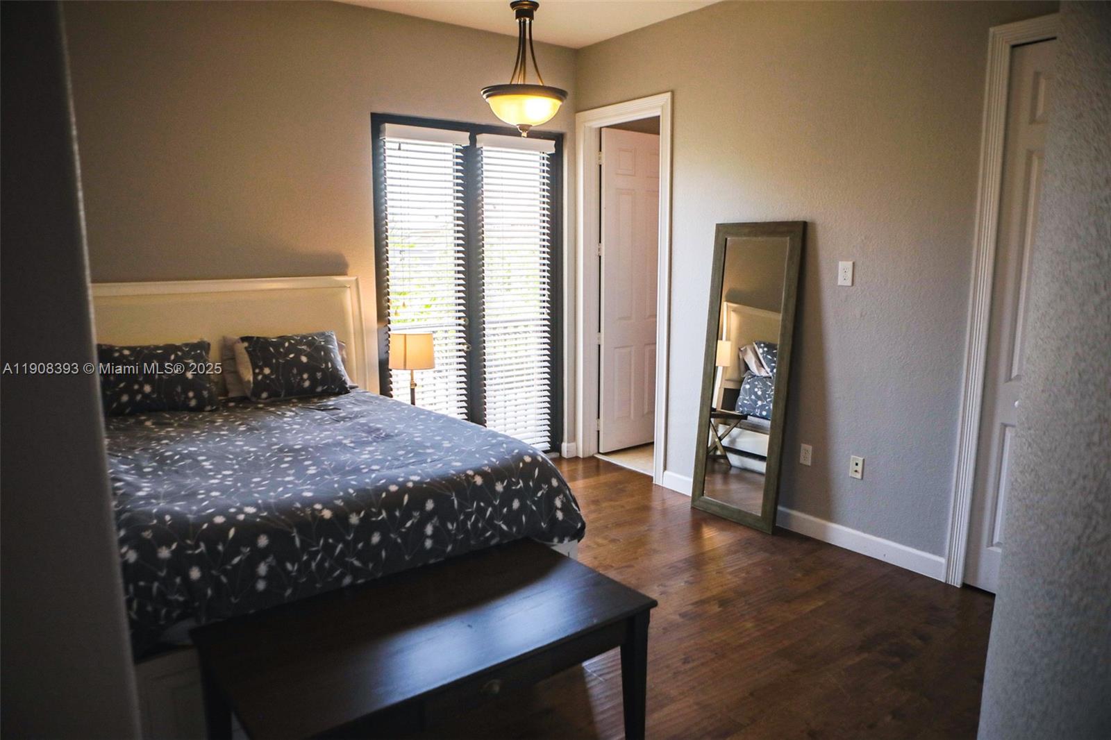 CUTLER CAY - Residential