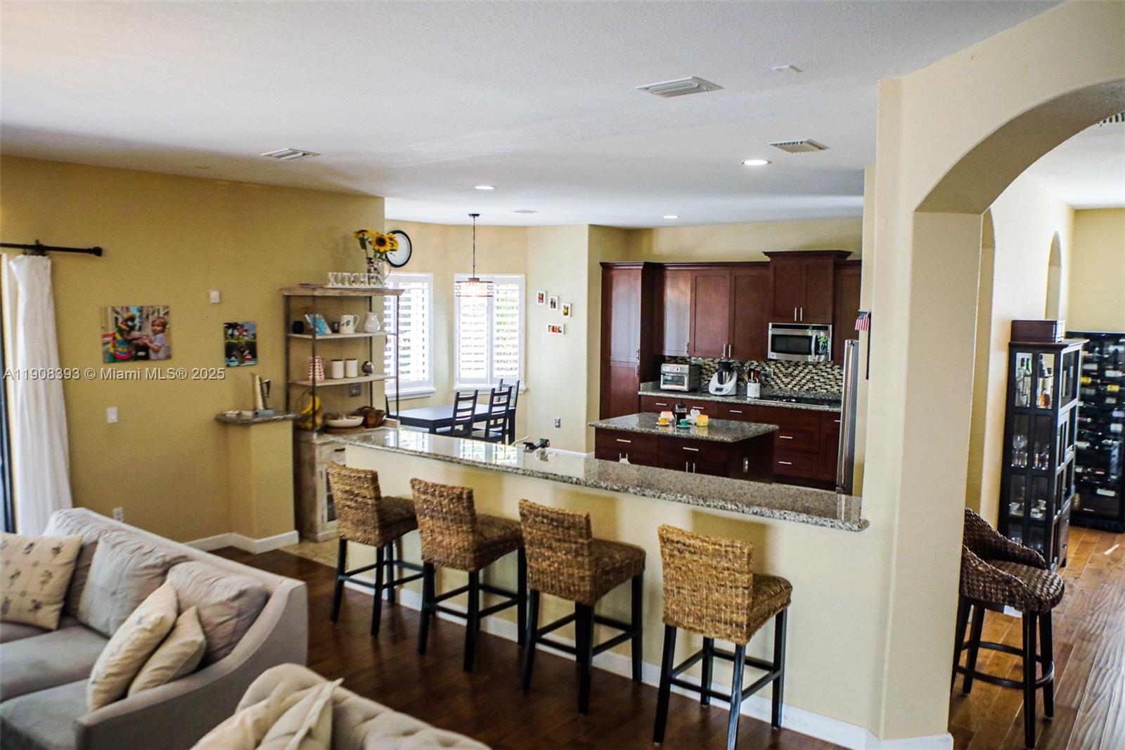 CUTLER CAY - Residential