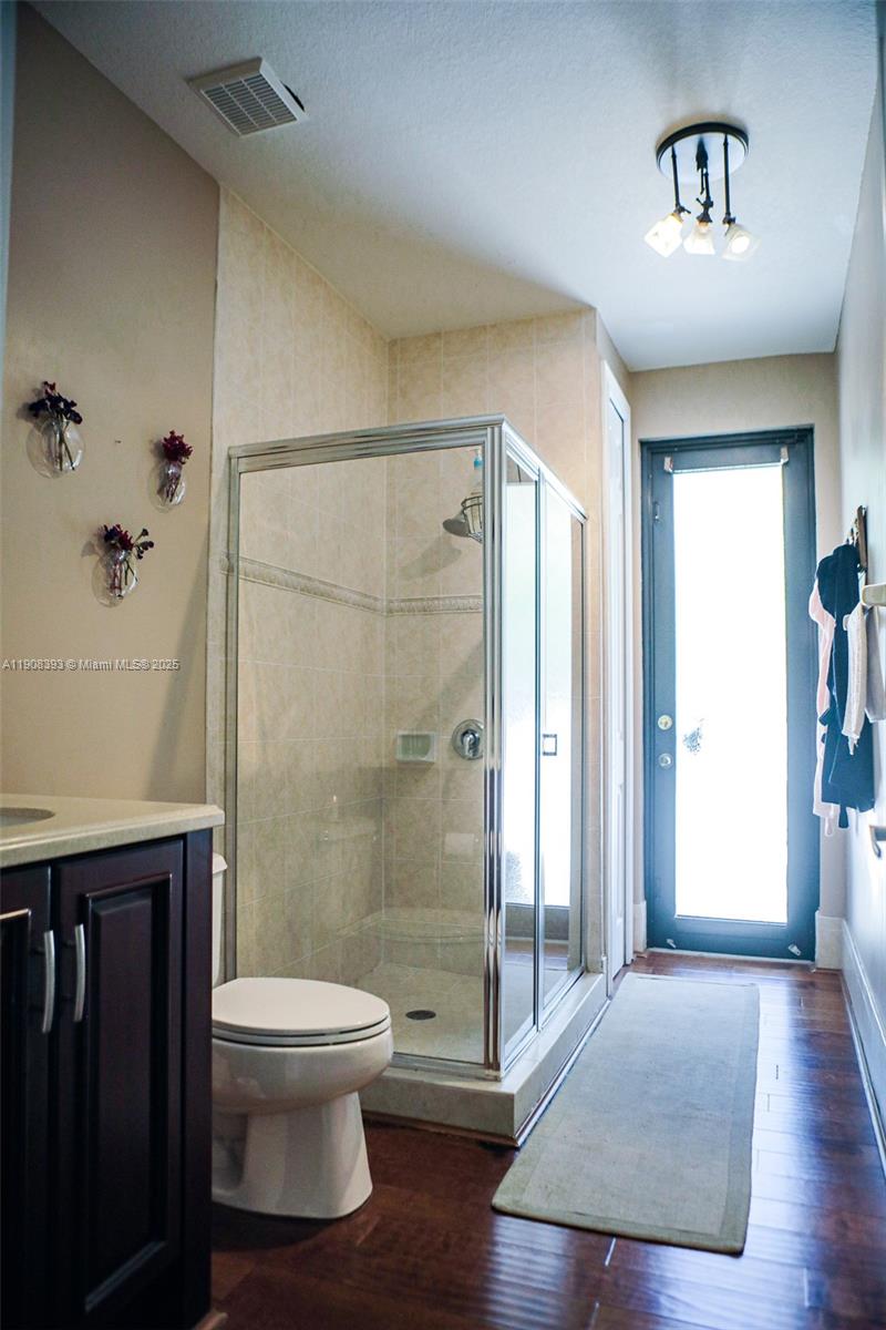 CUTLER CAY - Residential