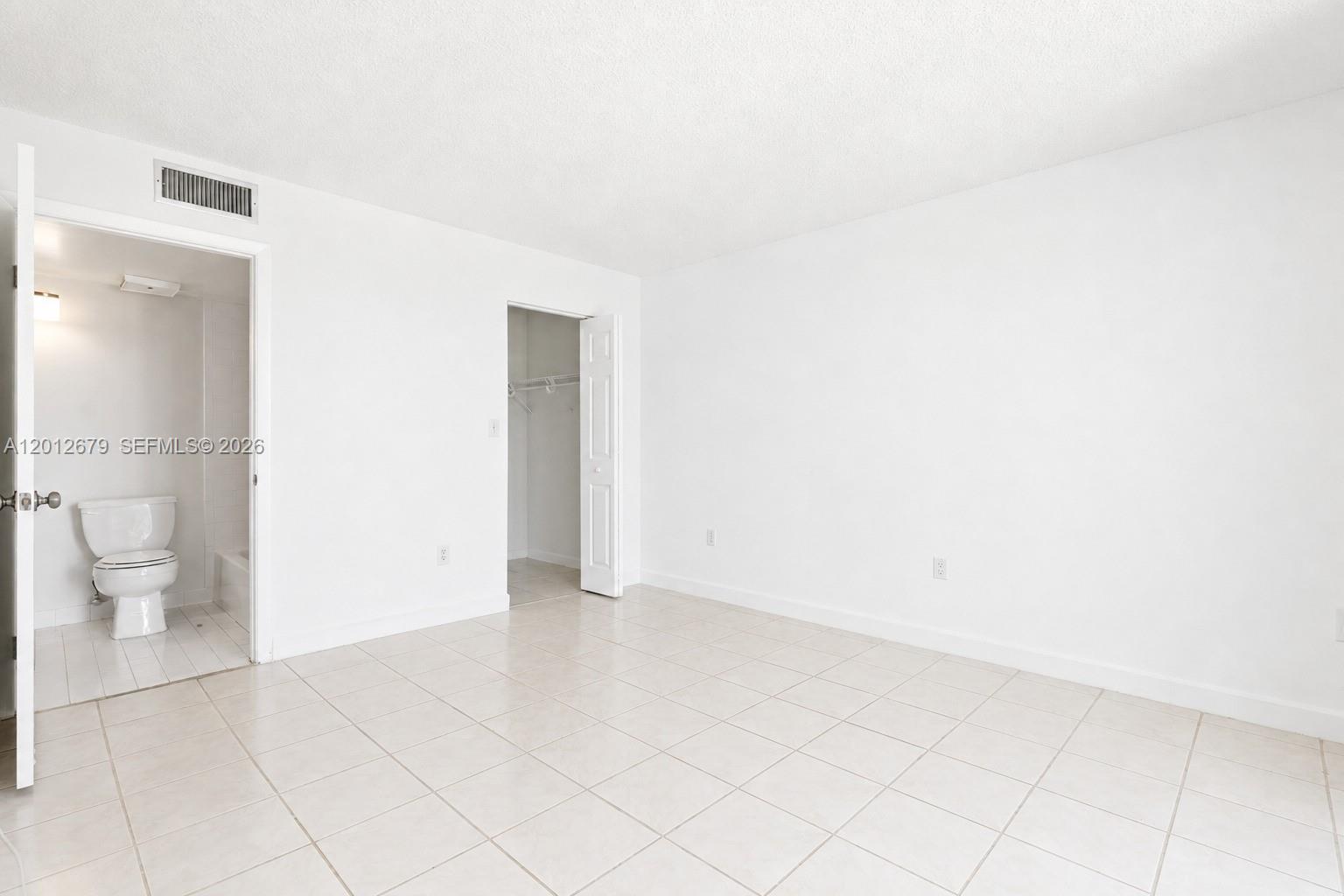 INTERNATIONAL PARK I COND - Residential Lease