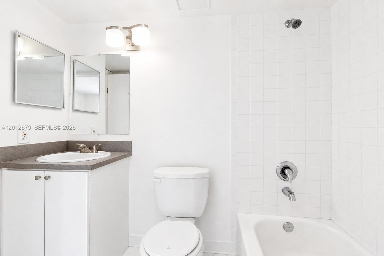 INTERNATIONAL PARK I COND - Residential Lease