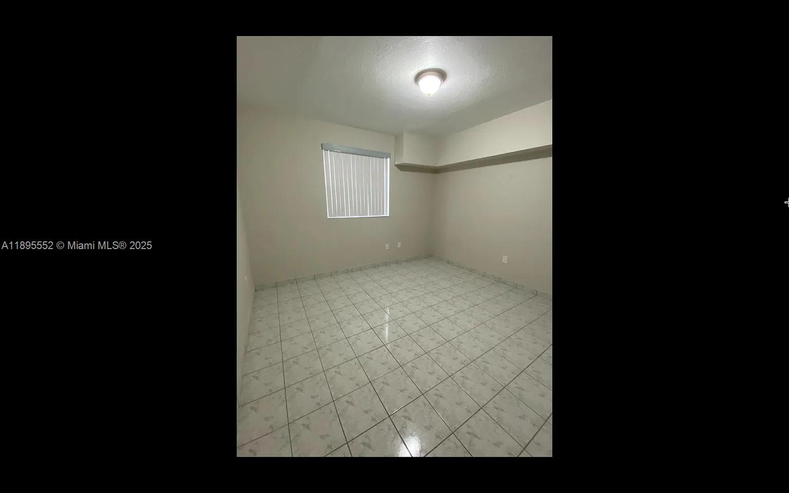 SPANISH VILLAS CONDO - Residential