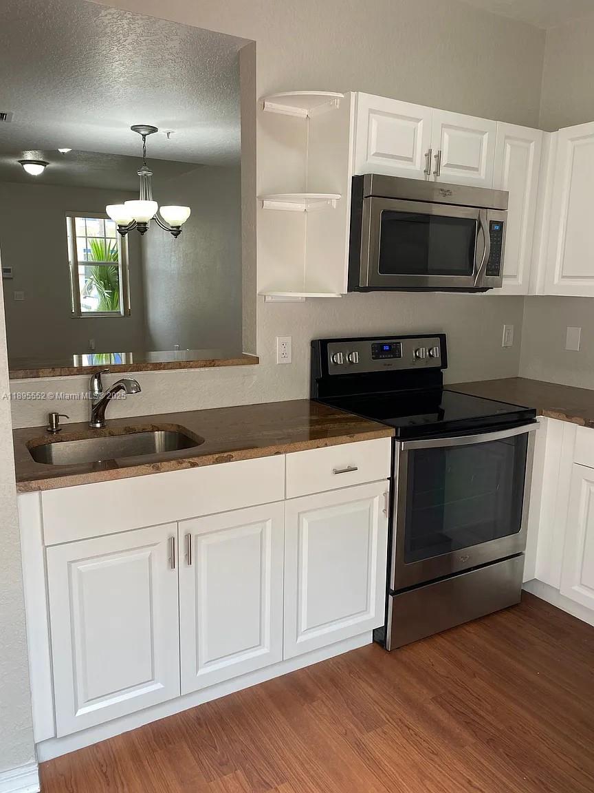 View photos, virtual tours, details... 77 E 4th St A106
