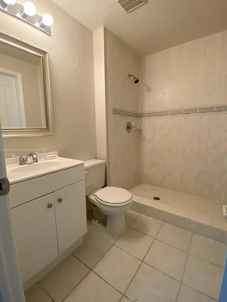SPANISH VILLAS CONDO - Residential