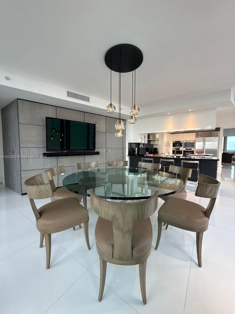 17121 Collins Ave 3701