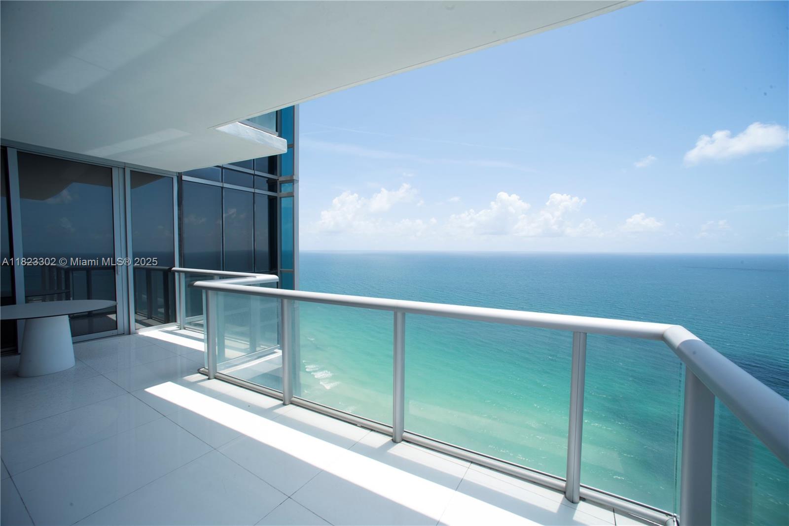 JADE OCEAN CONDO - Residential