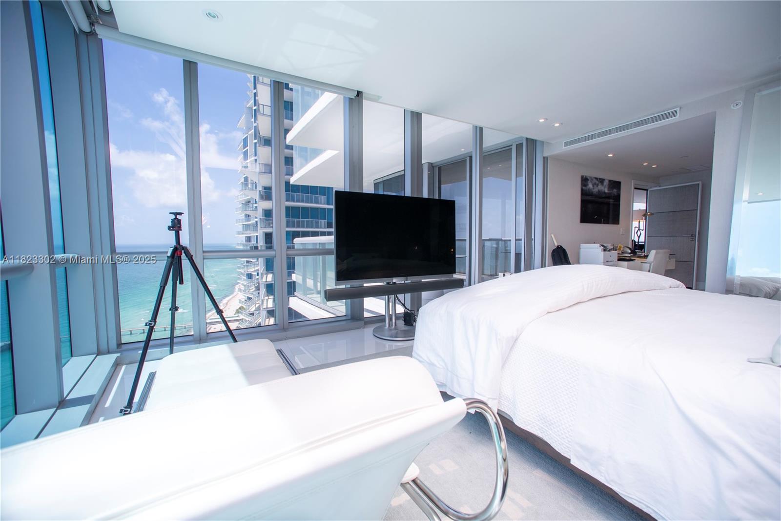 JADE OCEAN CONDO - Residential