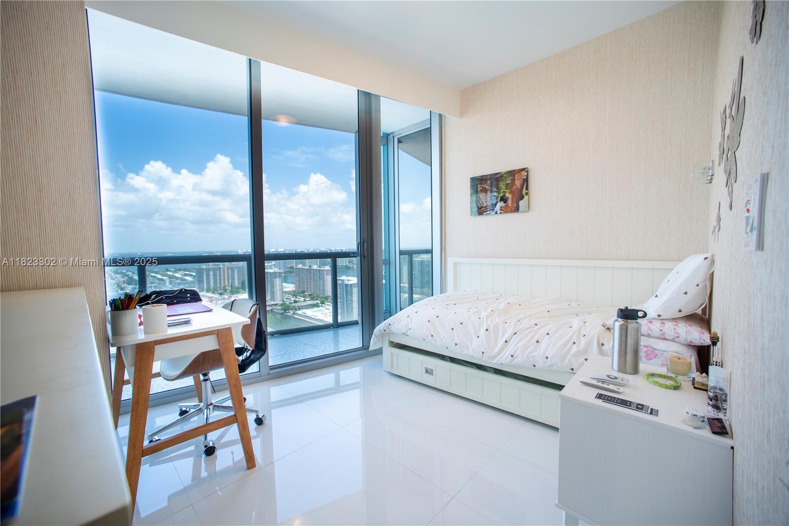 JADE OCEAN CONDO - Residential