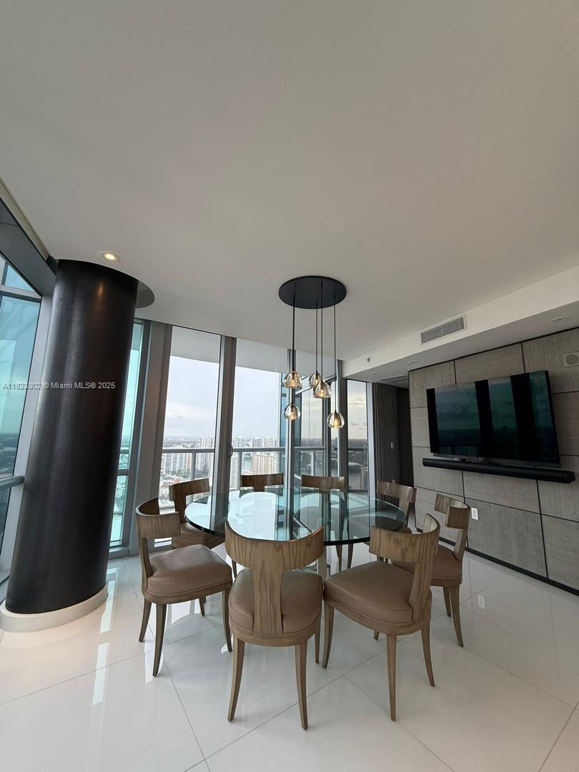 17121 Collins Ave 3701