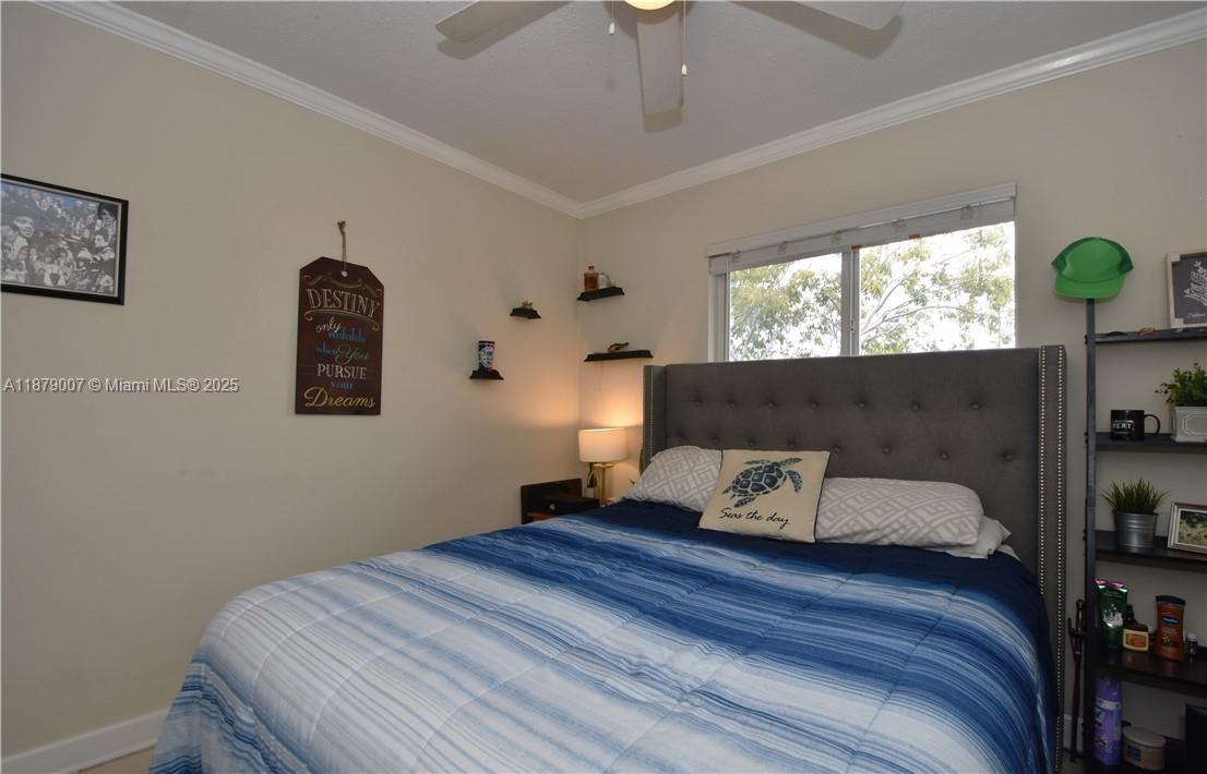 WINDSOR COURT CONDOMINIUM - Residential