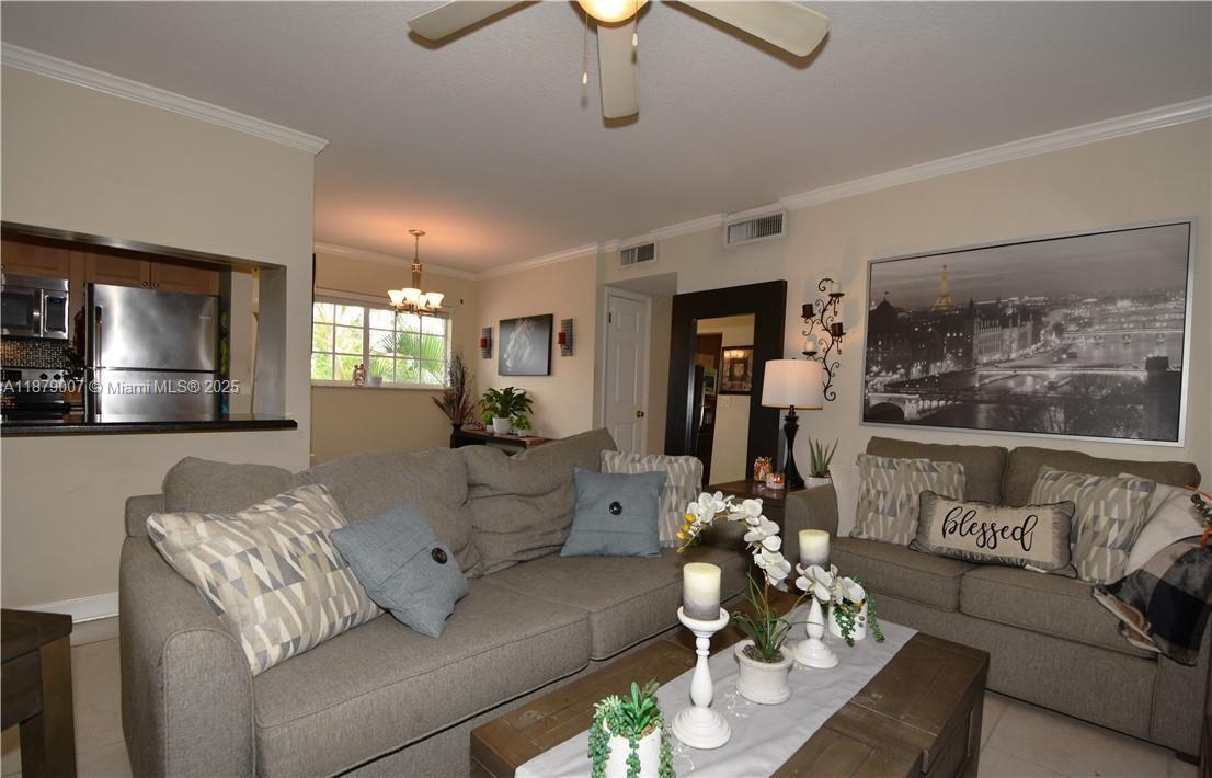 WINDSOR COURT CONDOMINIUM - Residential