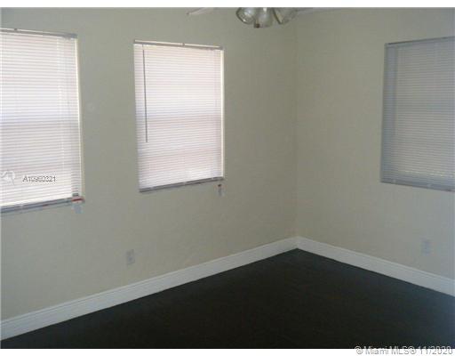 SUNNYSIDE ESTATES 19-35 B - Residential Lease