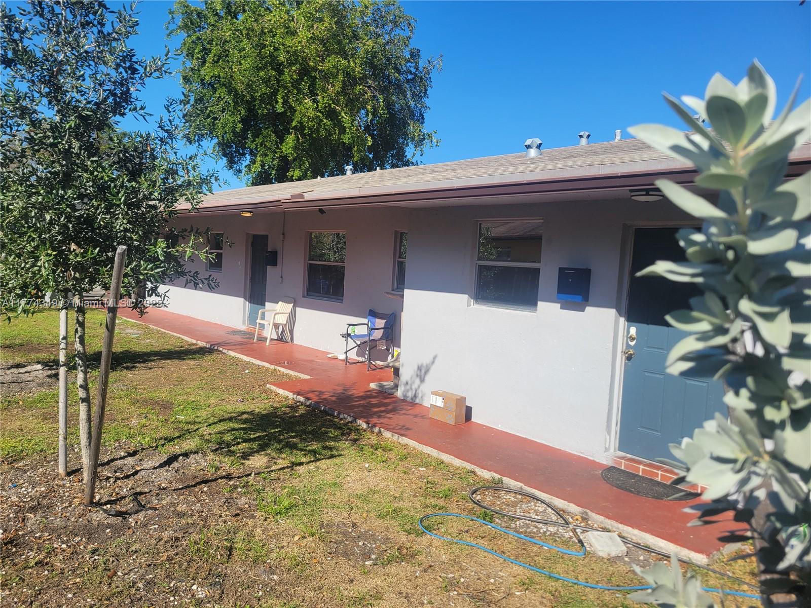Rental Property at 820 Sw 2nd Ave 3, Pompano Beach, Broward County, Florida - Bedrooms: 2 
Bathrooms: 1  - $1,900 MO.