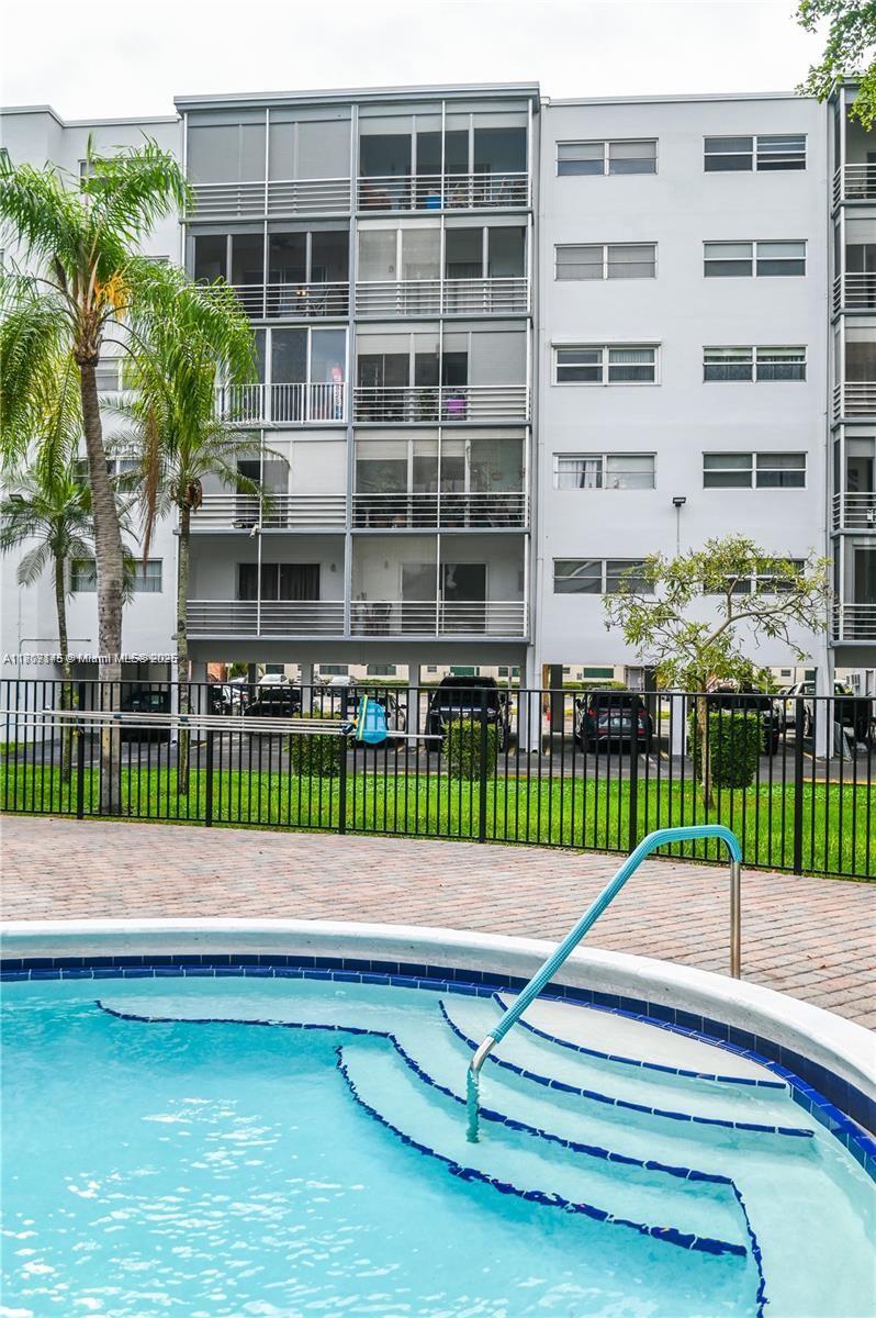 FAIRWAYS ROYALE CONDO - Residential