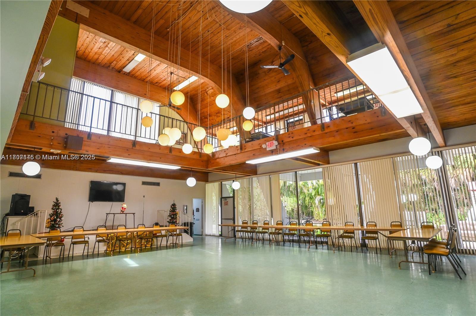 FAIRWAYS ROYALE CONDO - Residential