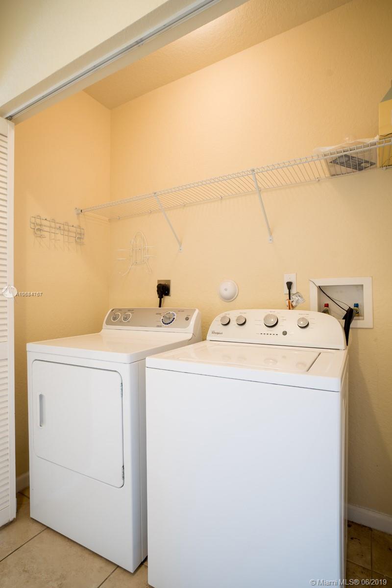 LAS BRISAS - Residential Lease