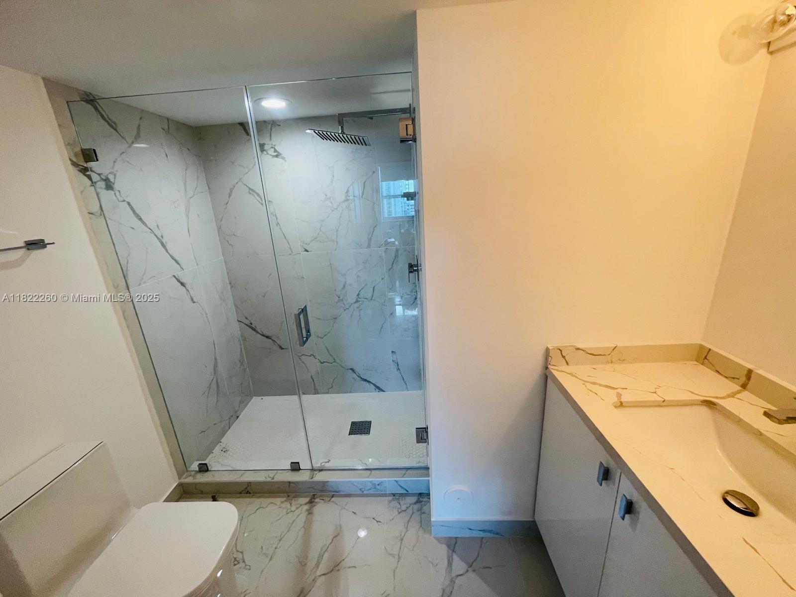 THE MARK ON BRICKELL COND - Residential