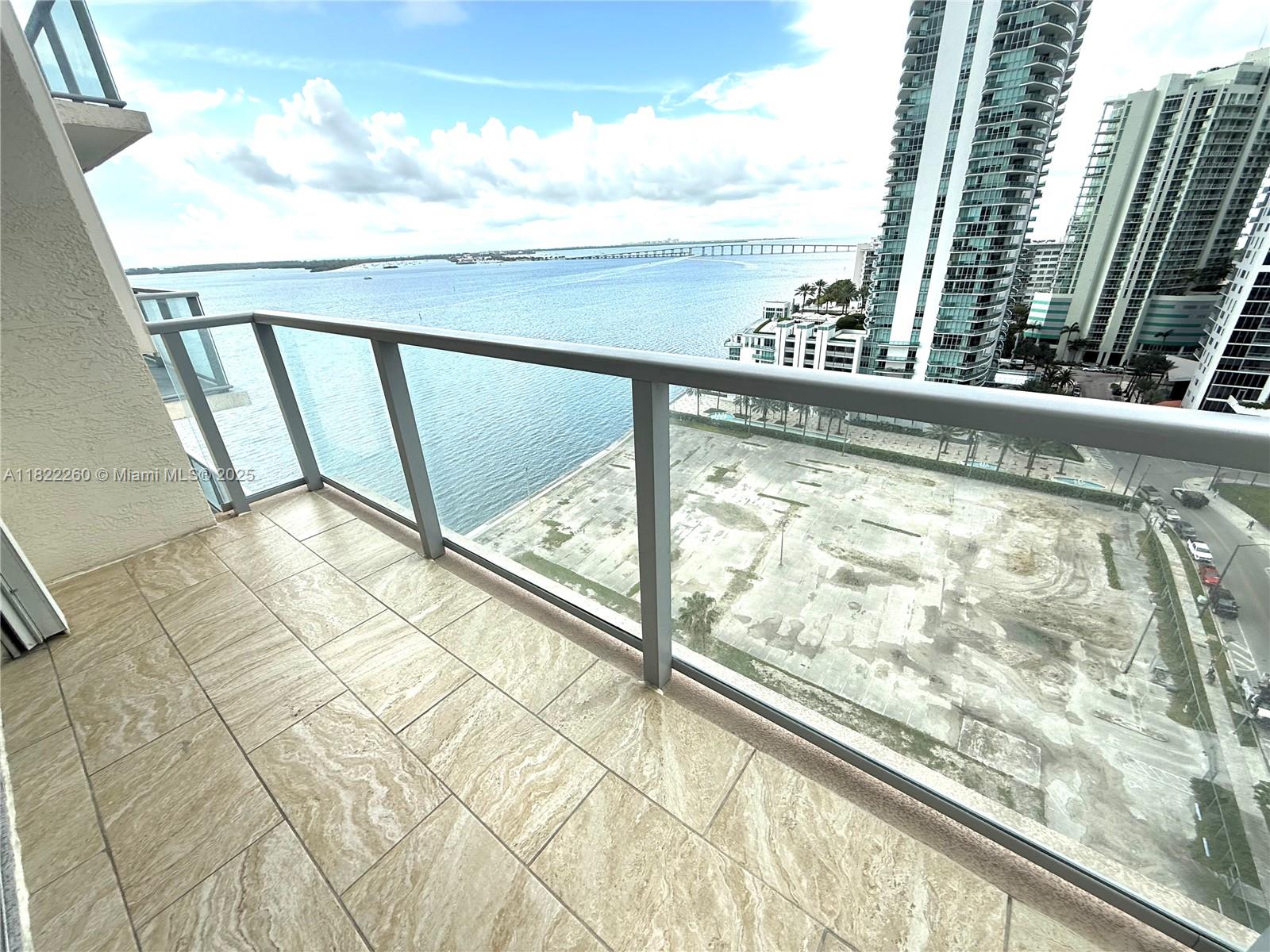 THE MARK ON BRICKELL COND - Residential