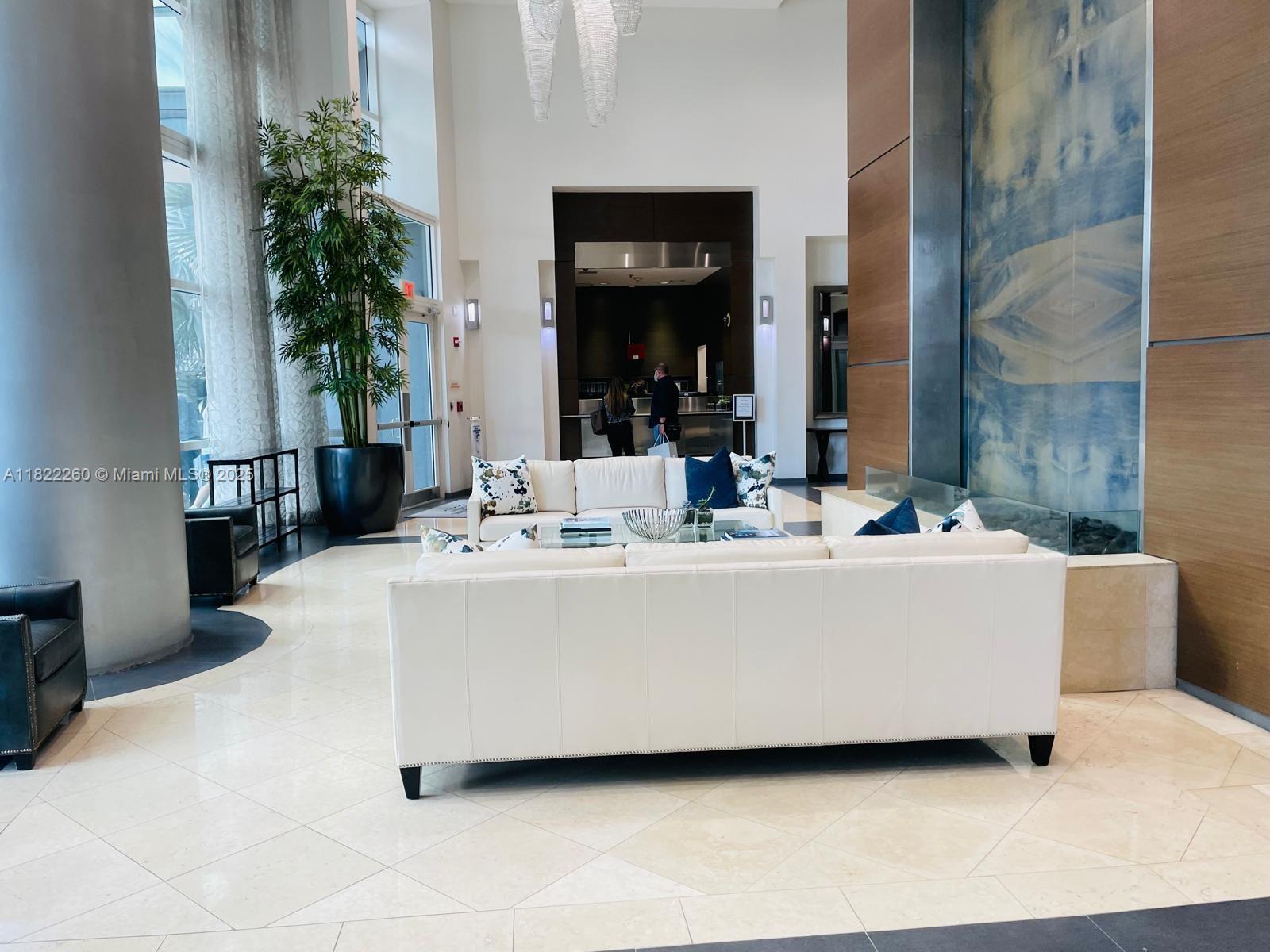 THE MARK ON BRICKELL COND - Residential