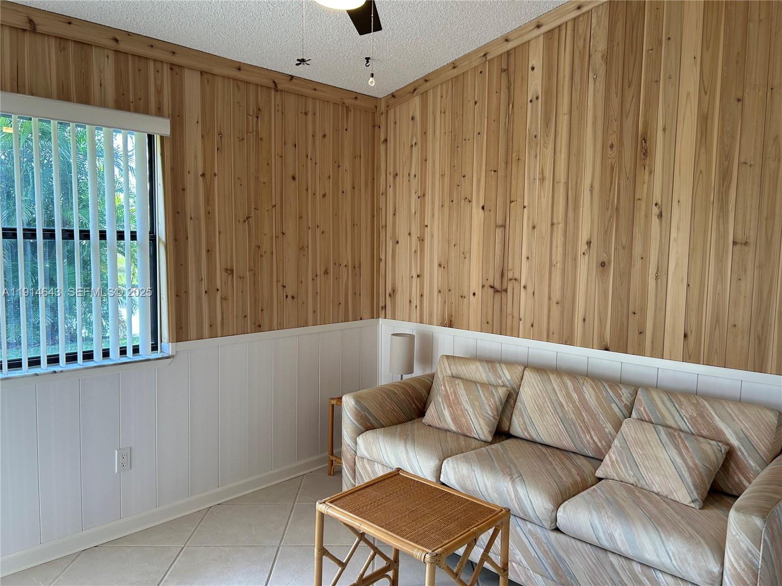 STRATHMORE GATE WEST UNIT - Residential Lease