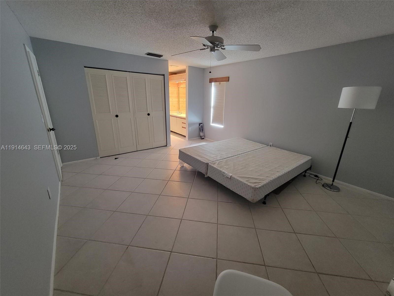 STRATHMORE GATE WEST UNIT - Residential Lease