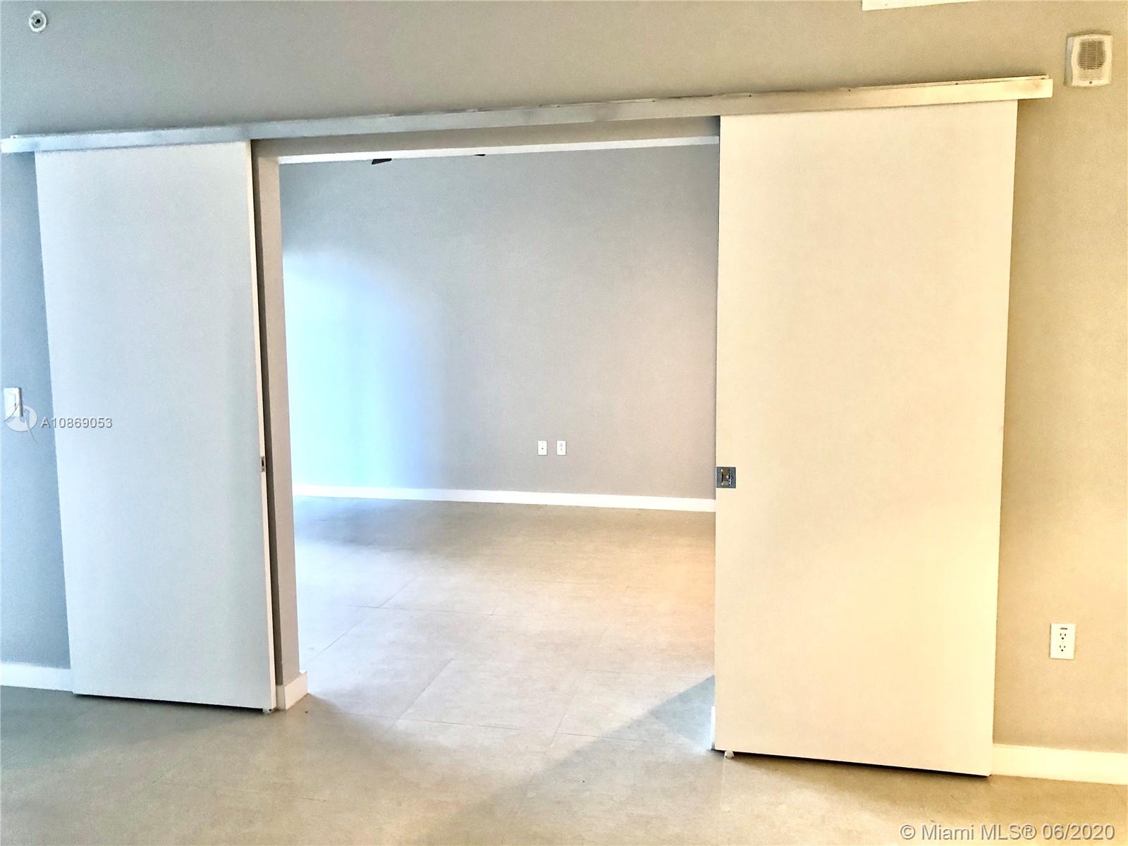 1010 BRICKELL CONDO - Residential Lease