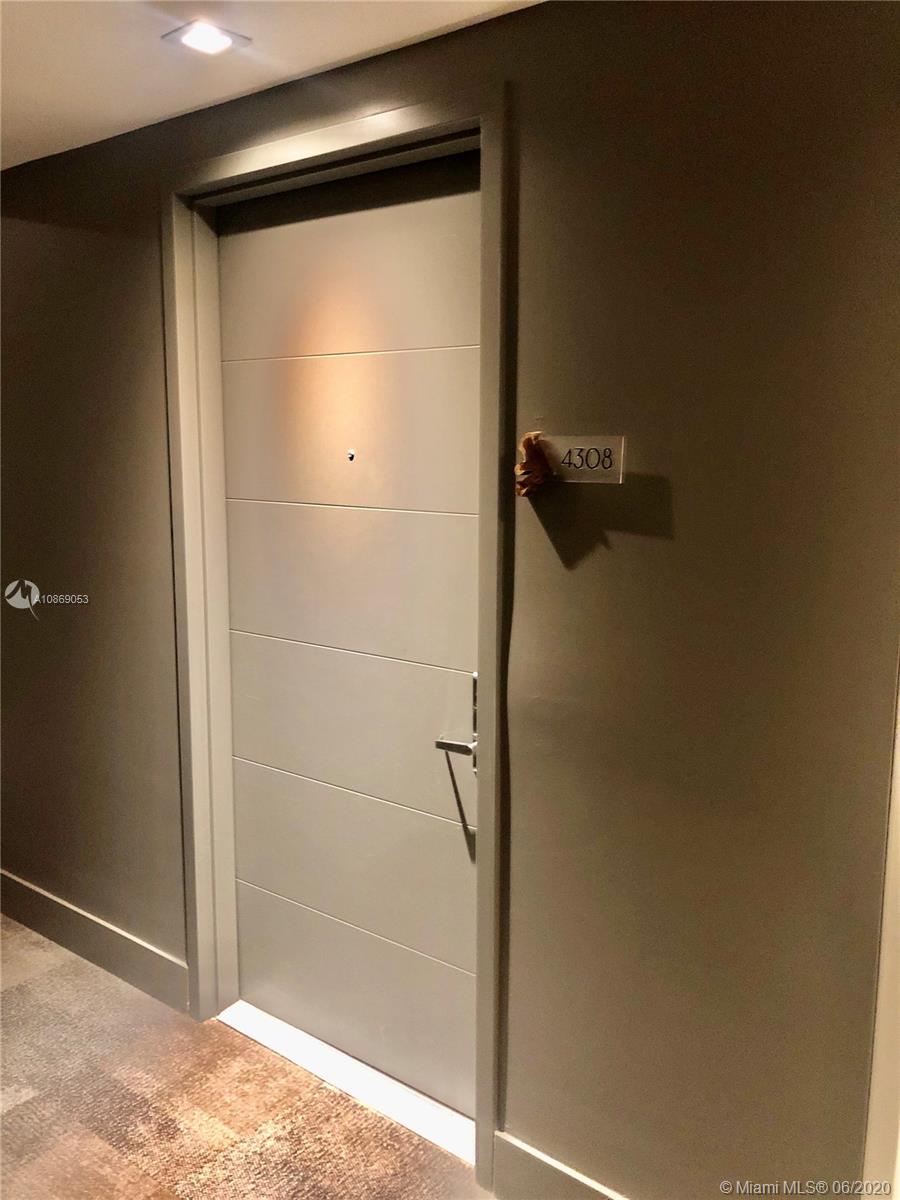 1010 BRICKELL CONDO - Residential Lease