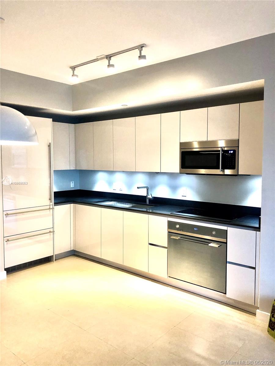 1010 BRICKELL CONDO - Residential Lease