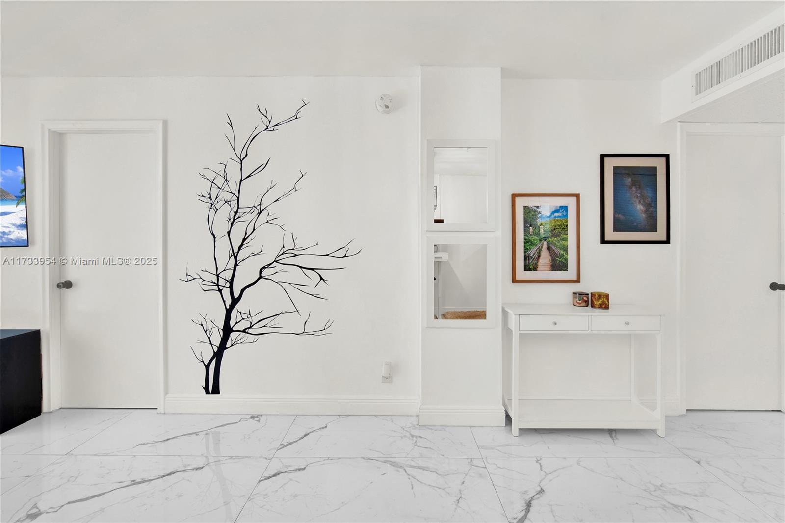 ROYAL PARK CONDO - Residential