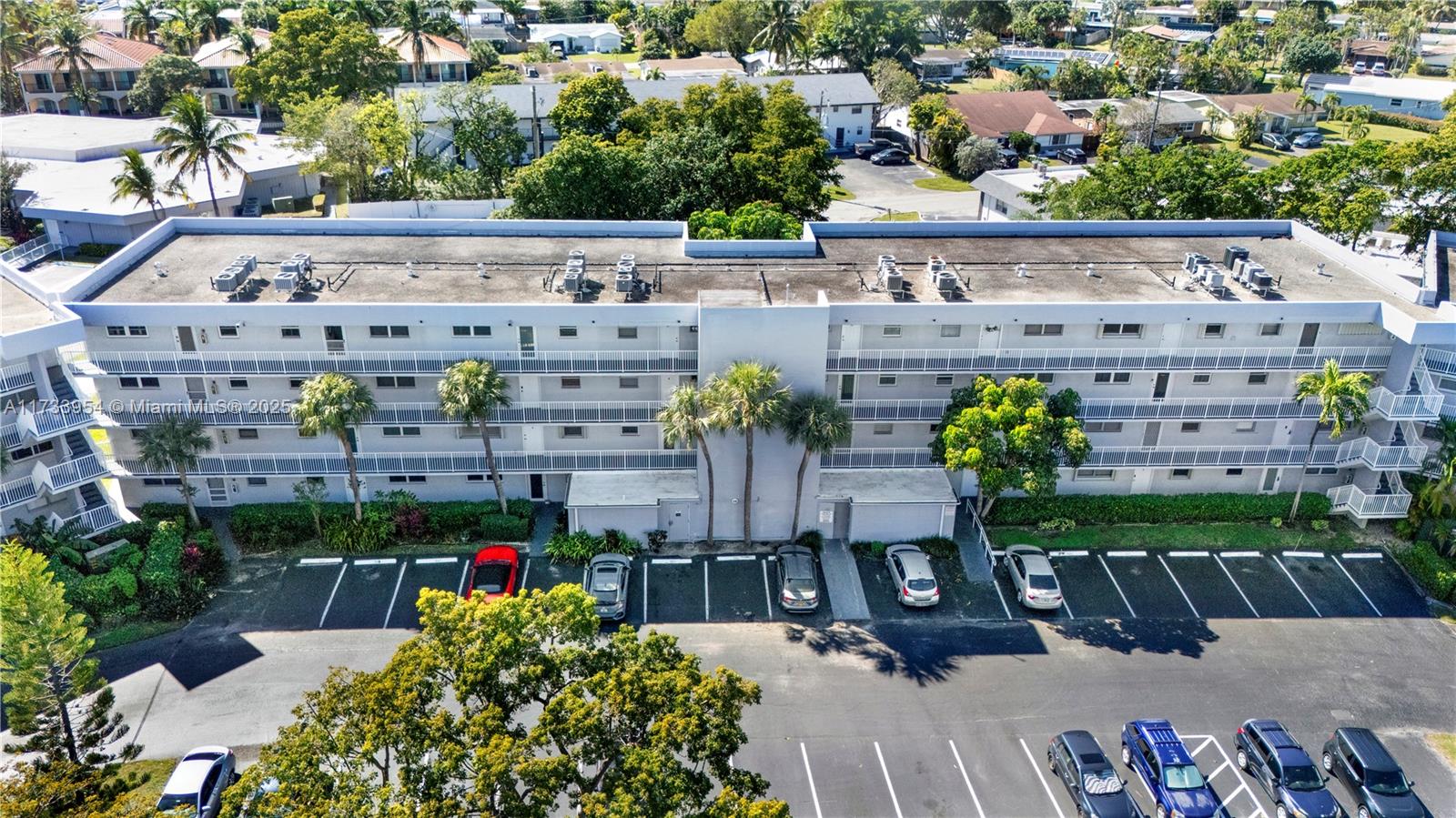 ROYAL PARK CONDO - Residential