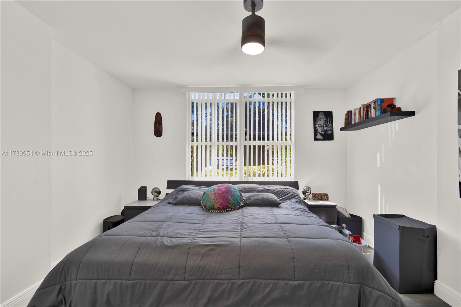 ROYAL PARK CONDO - Residential