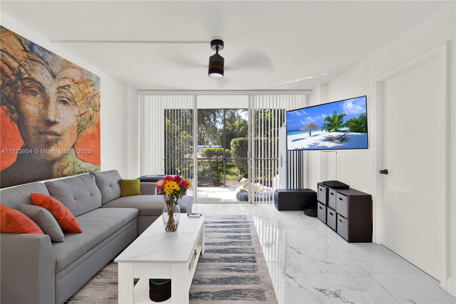 ROYAL PARK CONDO - Residential