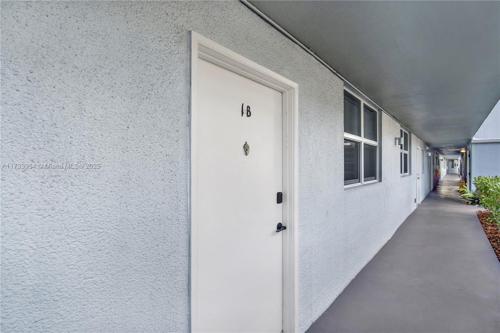 ROYAL PARK CONDO - Residential